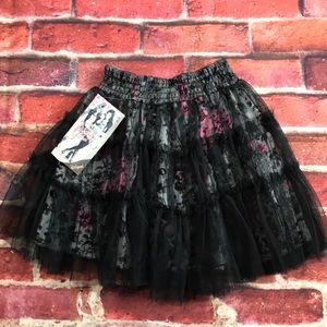 D-Signed Skirt size XS size 6 girls Shake it Up